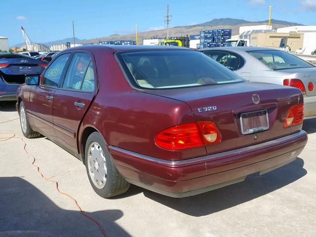 WDBJF65F7WA437370 - 1998 MERCEDES-BENZ E 320 BURGUNDY photo 3