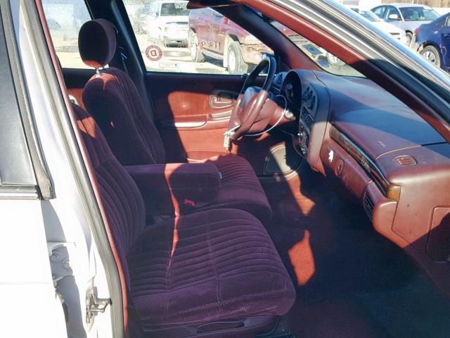 2G1WL52M0W9272909 - 1998 CHEVROLET LUMINA BAS 白色 照片 5