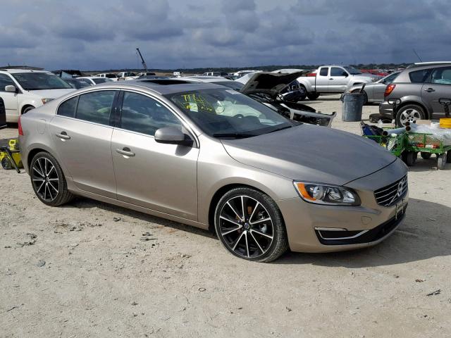 YV126MFK3G2392830 - 2016 VOLVO S60 PREMIE BEIGE photo 1