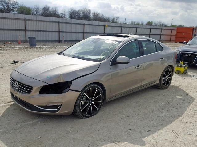 YV126MFK3G2392830 - 2016 VOLVO S60 PREMIE BEIGE photo 2