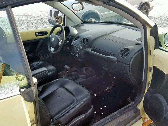 3VWRF21Y06M301005 - 2006 VOLKSWAGEN NEW BEETLE Sarı foto 5