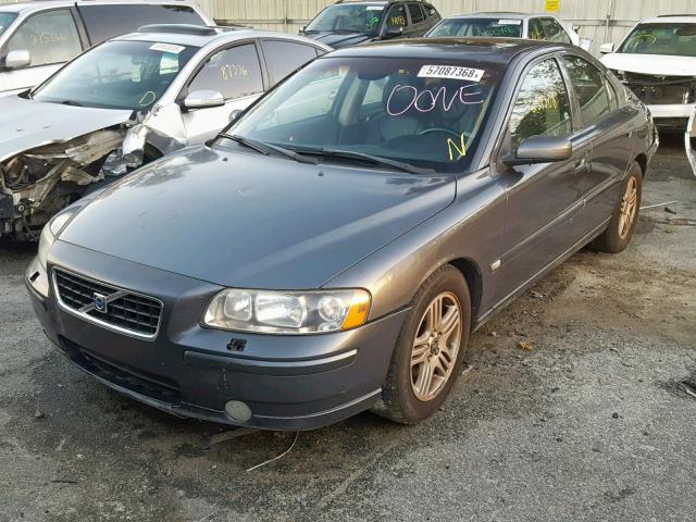 YV1RS592962554681 - 2006 VOLVO S60 2.5T GRAY photo 2