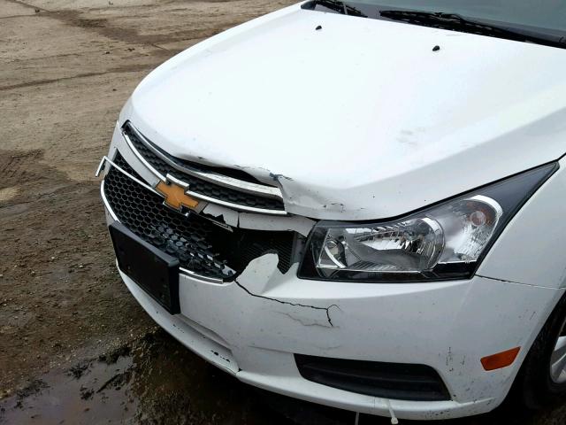 1G1PA5SH9E7353632 - 2014 CHEVROLET CRUZE LS WHITE photo 9