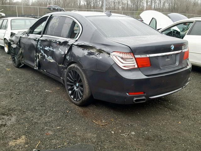 WBAKC8C54BC432627 - 2011 BMW 750LI GRAY photo 3