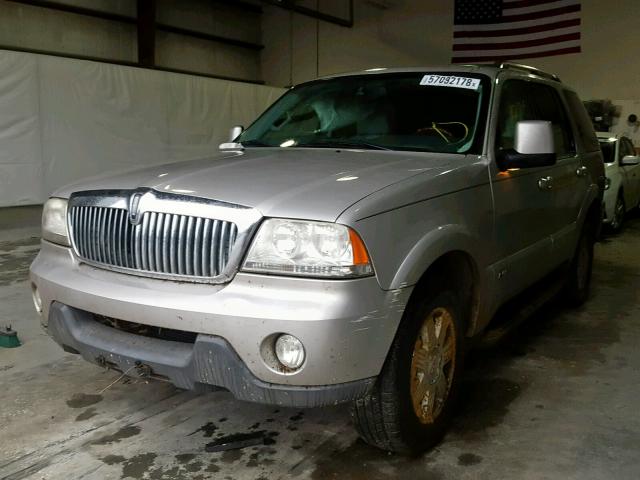 5LMEU68H35ZJ11144 - 2005 LINCOLN AVIATOR 银色 照片 2