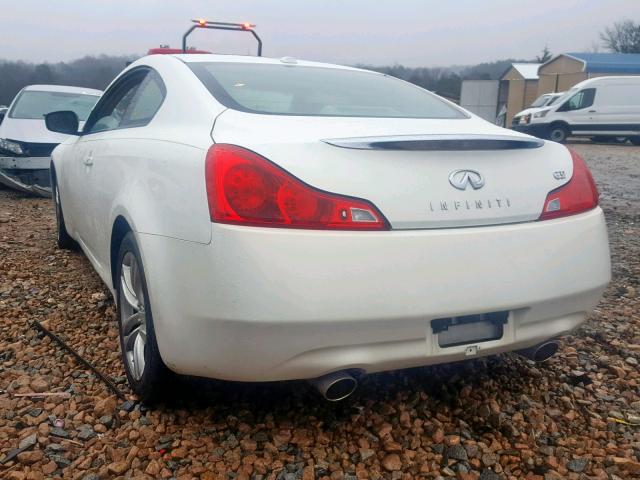 JNKCV64E19M606967 - 2009 INFINITI G37 BASE WHITE photo 3