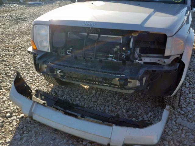 1J8HG48K27C663759 - 2007 JEEP COMMANDER GRAY photo 9