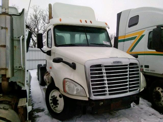 1FUJGEDV3CSBD6299 - 2012 FREIGHTLINER CASCADIA 1 WHITE photo 1