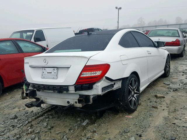 WDDGJ4HB2EG177825 - 2014 MERCEDES-BENZ C 250 WHITE photo 4