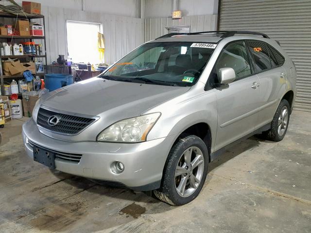 JTJHW31U660040402 - 2006 LEXUS RX 400 SILVER photo 2