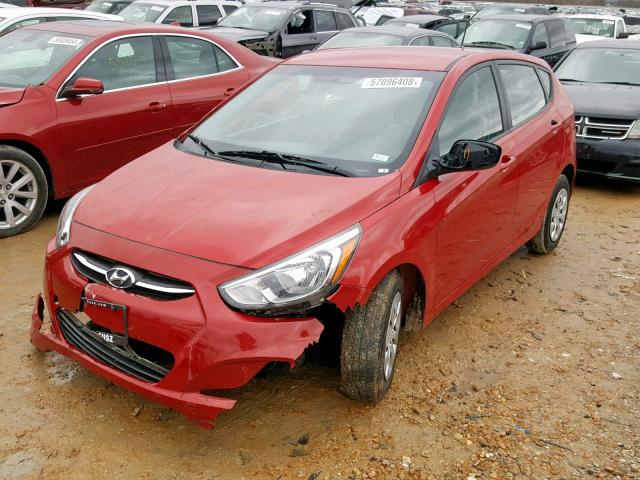 KMHCT5AE9GU239640 - 2016 HYUNDAI ACCENT SE RED photo 2