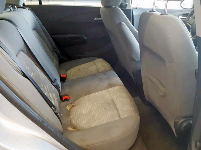 1G1JA5SH8E4237247 - 2014 CHEVROLET SONIC LS SILVER photo 6