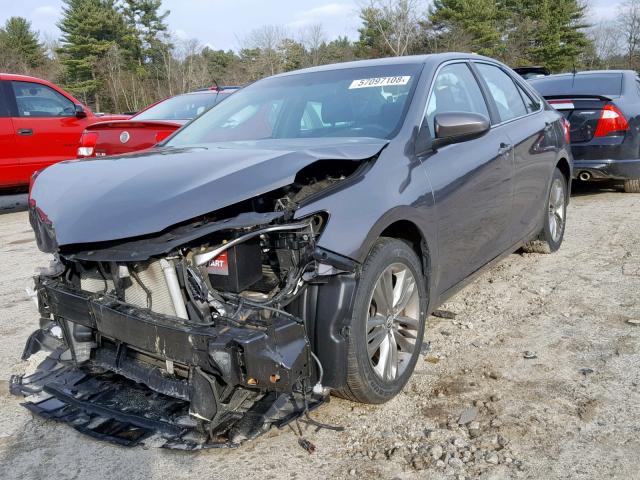4T1BF1FK9FU931177 - 2015 TOYOTA CAMRY LE GRAY photo 2