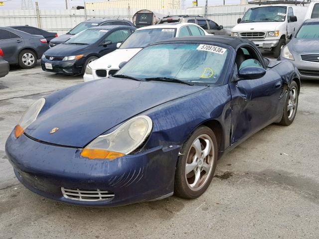 WP0CA29832U625602 - 2002 PORSCHE BOXSTER BLUE photo 2