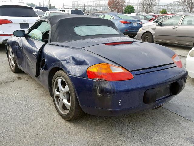 WP0CA29832U625602 - 2002 PORSCHE BOXSTER BLUE photo 3