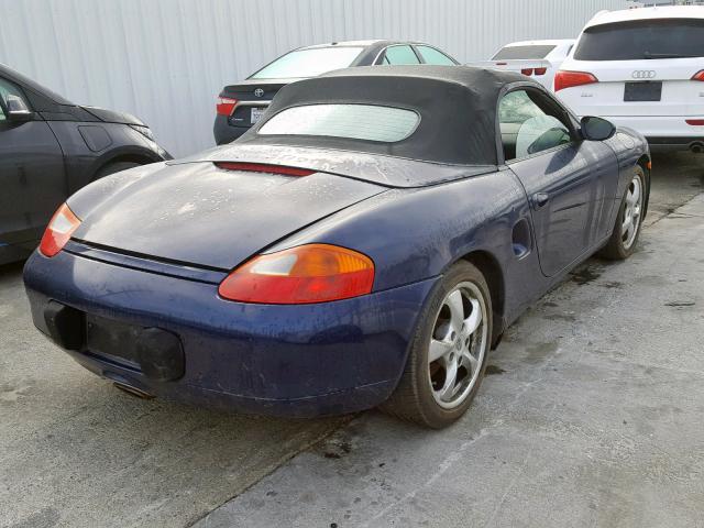 WP0CA29832U625602 - 2002 PORSCHE BOXSTER BLUE photo 4