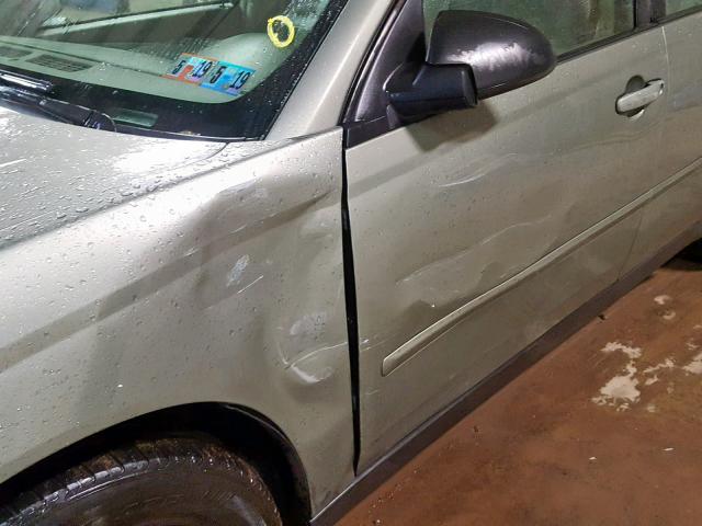 1G1ZT548X4F103398 - 2004 CHEVROLET MALIBU LS მწვანე ფოტო 9