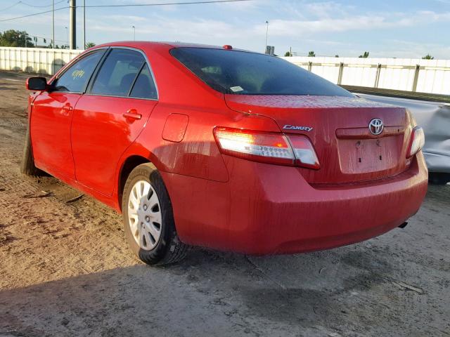 4T1BF3EK4AU521036 - 2010 TOYOTA CAMRY BASE RED photo 3