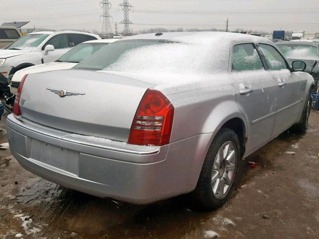 2C3KA63H87H876044 - 2007 CHRYSLER 300C SILVER photo 4