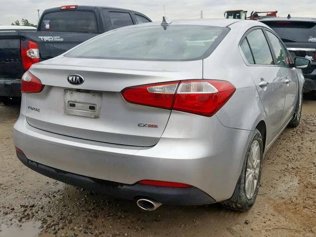 KNAFX4A82E5157439 - 2014 KIA FORTE EX SILVER photo 4