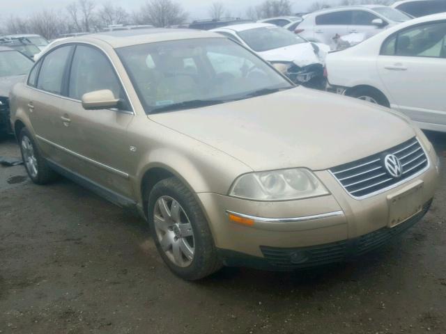 WVWTH63B12P137576 - 2002 VOLKSWAGEN PASSAT GLX 金色 照片 1