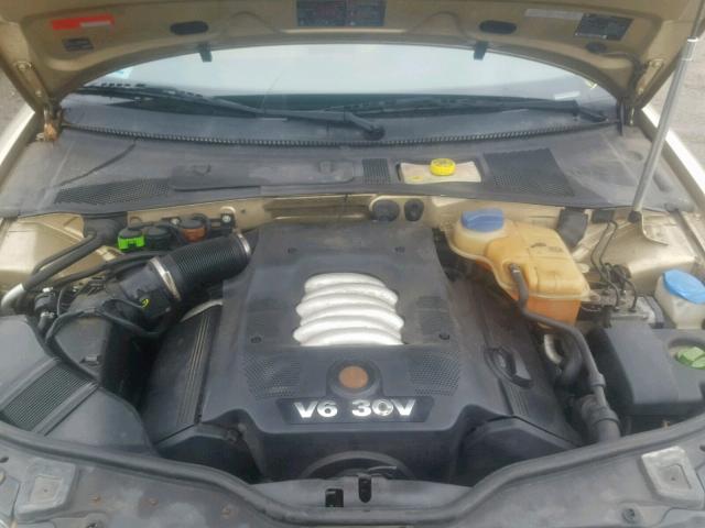 WVWTH63B12P137576 - 2002 VOLKSWAGEN PASSAT GLX 金色 照片 7