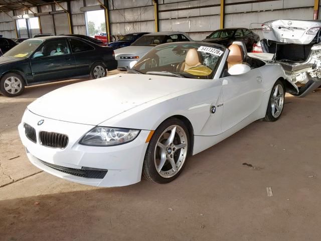 4USBU535X7LX02427 - 2007 BMW Z4 3.0SI WHITE photo 2