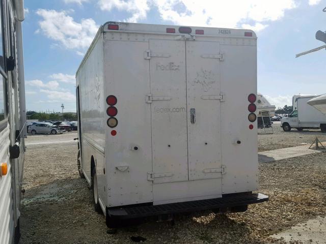 5B4KPD25173422734 - 2007 WORKHORSE CUSTOM CHASSIS COMMERCIAL WHITE photo 3