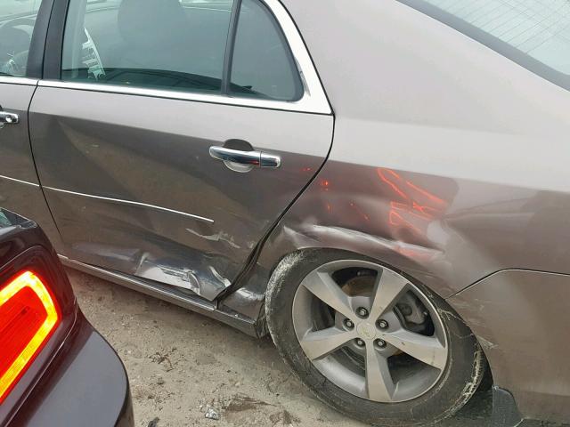 1G1ZC5E0XCF247749 - 2012 CHEVROLET MALIBU 1LT GRAY photo 9