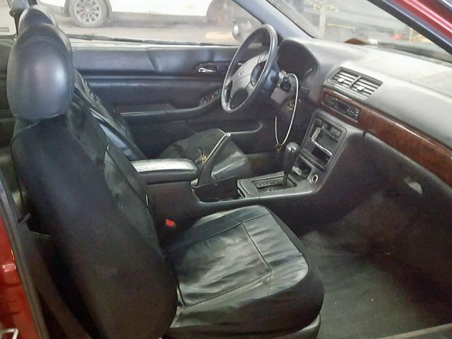 19UYA1256VL001823 - 1997 ACURA 2.2CL შავი ფოტო 5