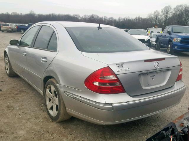 WDBUF65J34A495474 - 2004 MERCEDES-BENZ E 320 SILVER photo 3