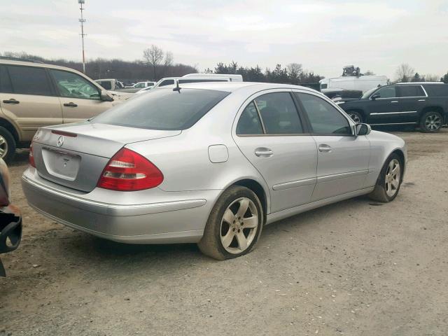 WDBUF65J34A495474 - 2004 MERCEDES-BENZ E 320 SILVER photo 4