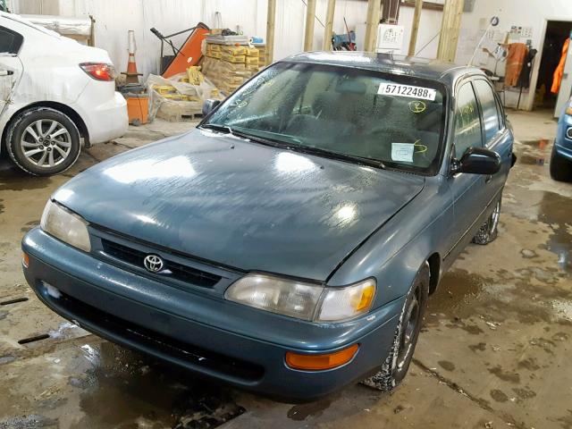 2T1BA05E9TC118651 - 1996 TOYOTA COROLLA DX BLUE photo 2