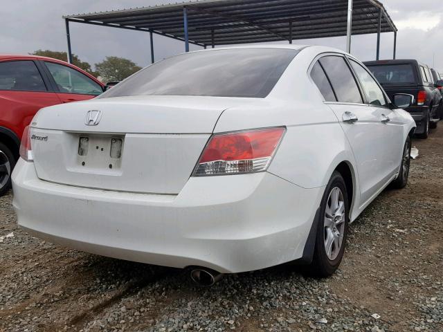 1HGCP2F42AA162580 - 2010 HONDA ACCORD LXP WHITE photo 4