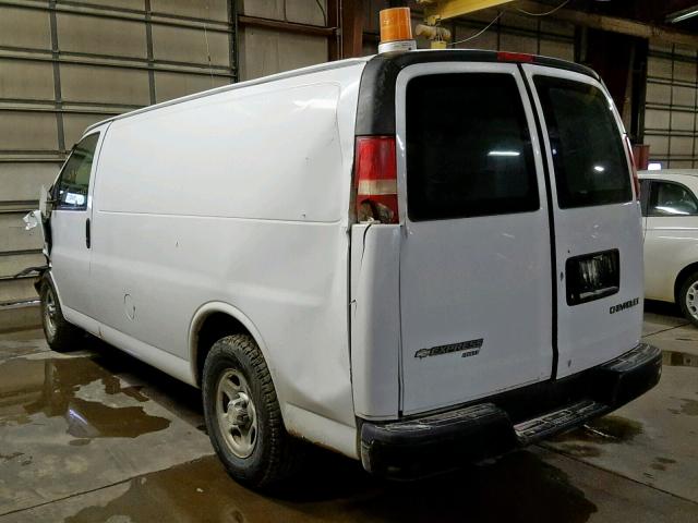 1GCFH15T361232090 - 2006 CHEVROLET EXPRESS G1 WHITE photo 3