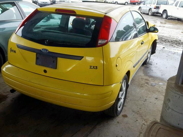 3FAFP313X1R132867 - 2001 FORD FOCUS ZX3 YELLOW photo 4