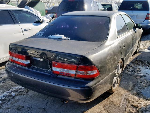 JT8BF28G1Y5093242 - 2000 LEXUS ES 300 BLACK photo 4