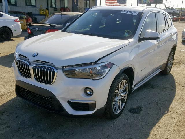 WBXHT3C34H5F68175 - 2017 BMW X1 XDRIVE2 WHITE photo 2