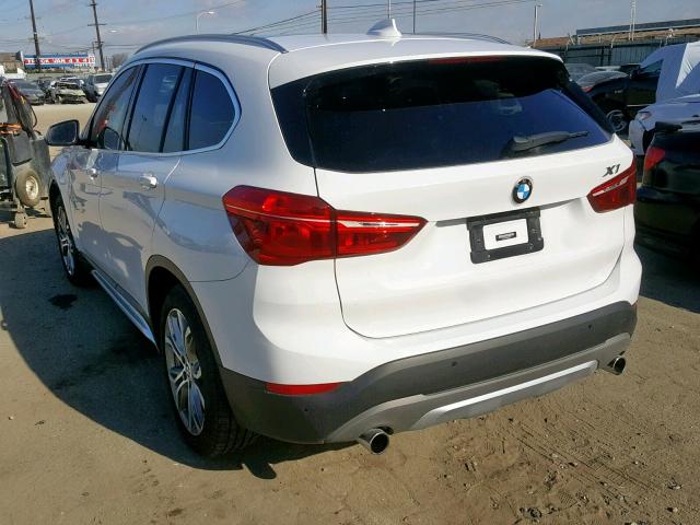 WBXHT3C34H5F68175 - 2017 BMW X1 XDRIVE2 WHITE photo 3