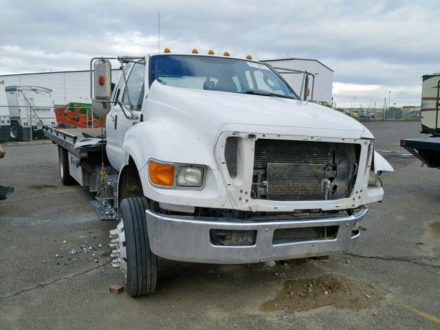 3FRWX6FC1CV193803 - 2012 FORD F650 SUPER WHITE photo 1