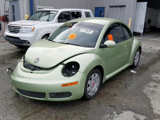 3VWPW3AG1AM007724 - 2010 VOLKSWAGEN NEW BEETLE Yaşıl foto 2