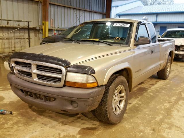 1D7GL12K04S653826 - 2004 DODGE DAKOTA SXT TAN photo 2