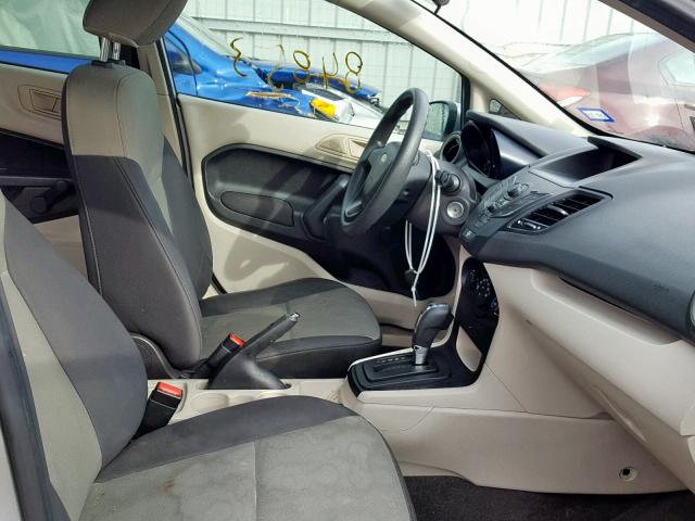 3FADP4AJ2CM215804 - 2012 FORD FIESTA S SILVER photo 5