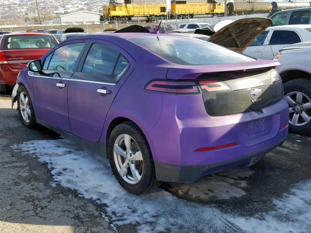 1G1RC6E44BU101804 - 2011 CHEVROLET VOLT PURPLE photo 3