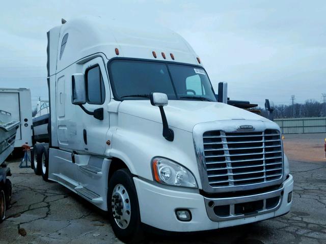 3AKJGLD56GSGJ2574 - 2016 FREIGHTLINER CASCADIA 1 WHITE photo 1