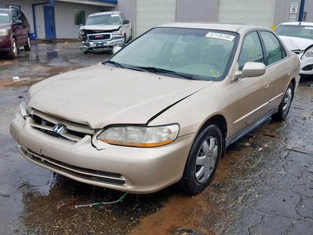 1HGCG56441A147435 - 2001 HONDA ACCORD LX TAN photo 2