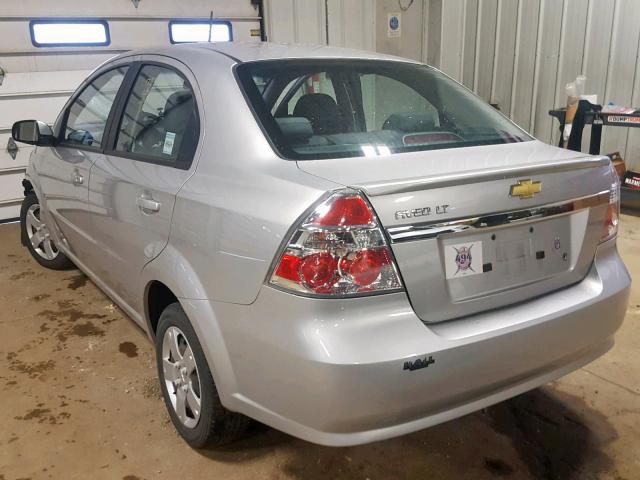 KL1TD56E09B627369 - 2009 CHEVROLET AVEO LS SILVER photo 3