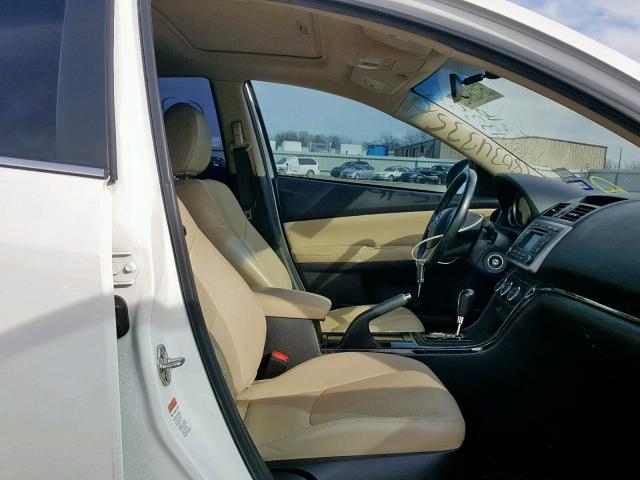 1YVHZ8CB0B5M04789 - 2011 MAZDA 6 S WHITE photo 5