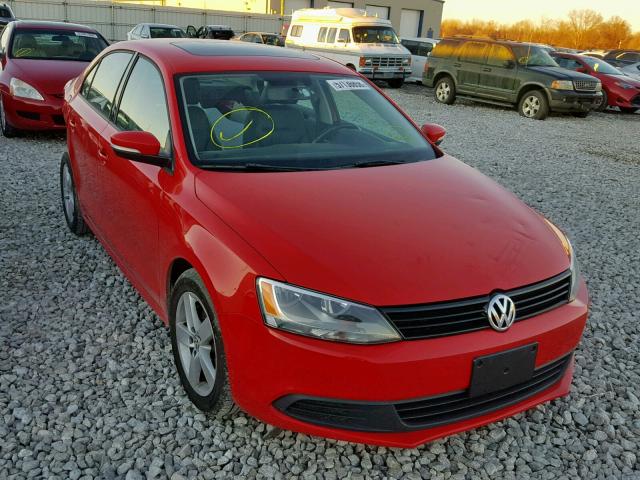 3VWLL7AJ8BM133798 - 2011 VOLKSWAGEN JETTA TDI RED photo 1