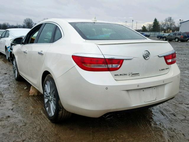 1G4PS5SK9D4117218 - 2013 BUICK VERANO WHITE photo 3